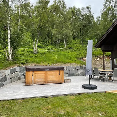 Lykkeli * Странда